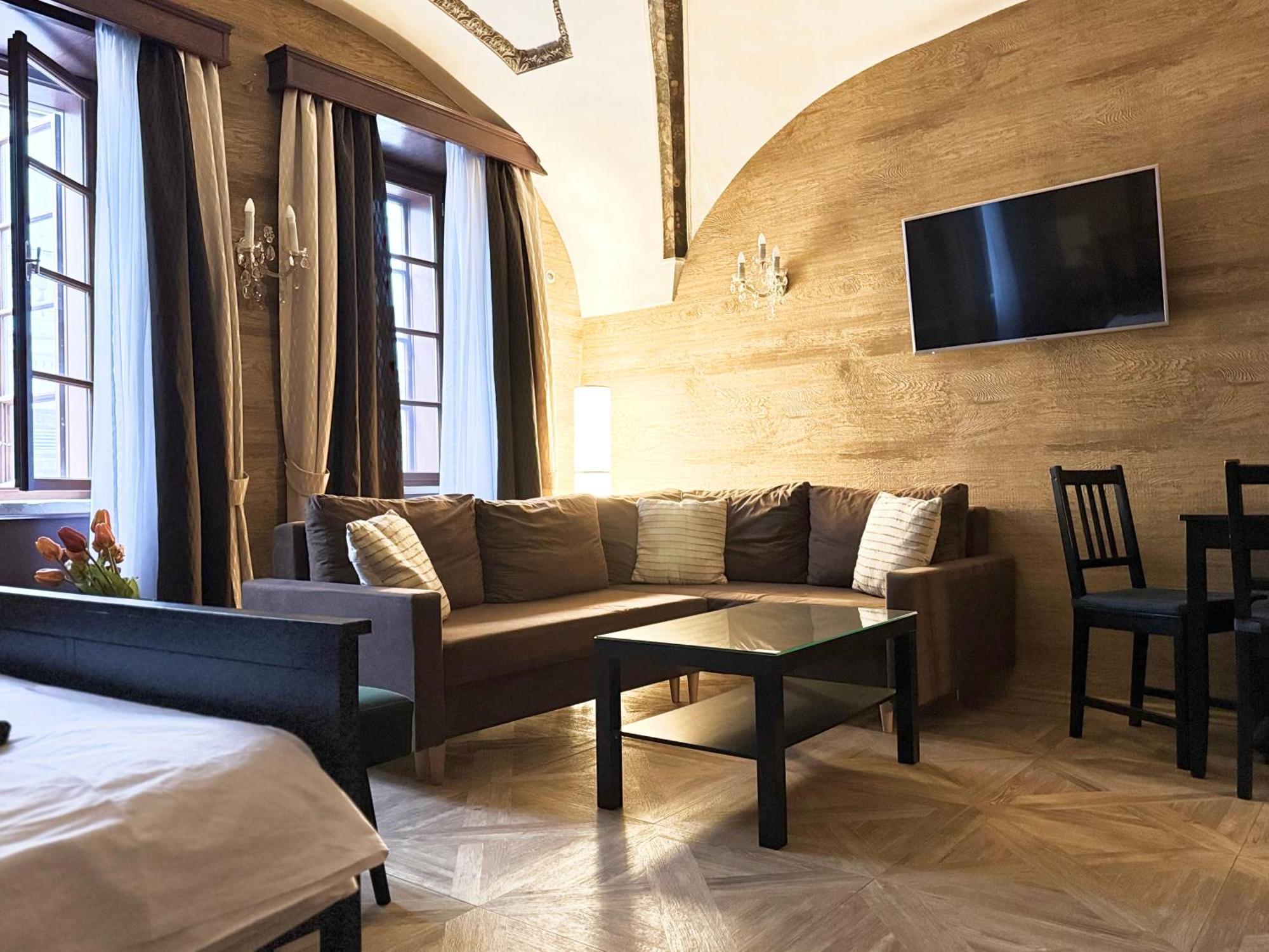 Unique Prague Apartment — Photos 3